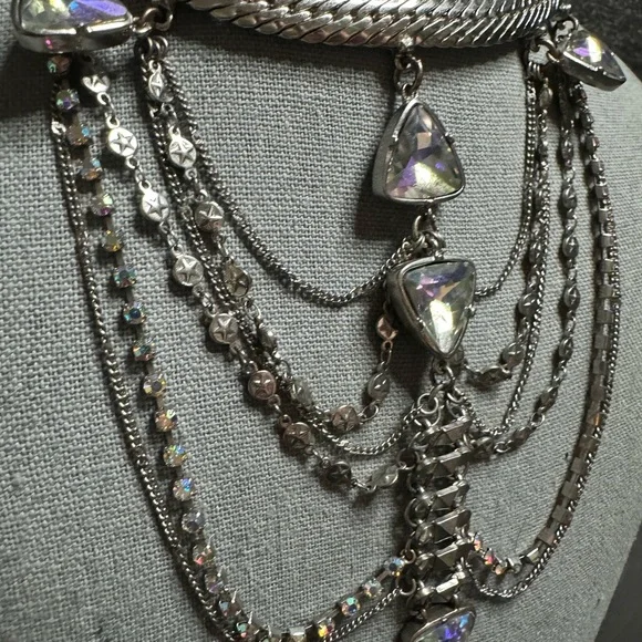 Unique Rhinestone Layered Necklace - Picture 3 of 4